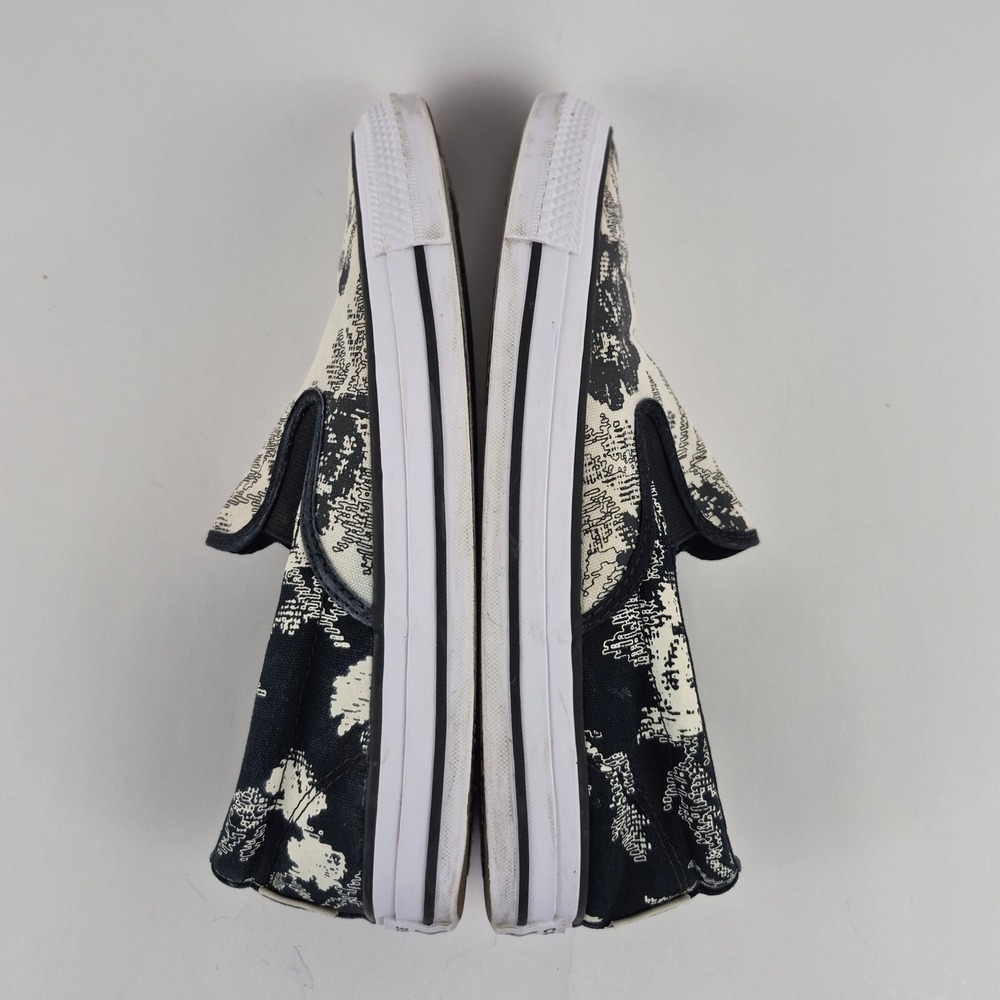 Converse Chuck Taylor All Star Slip On Black White Graphic Floral Womens 10 - Picture 7 of 9